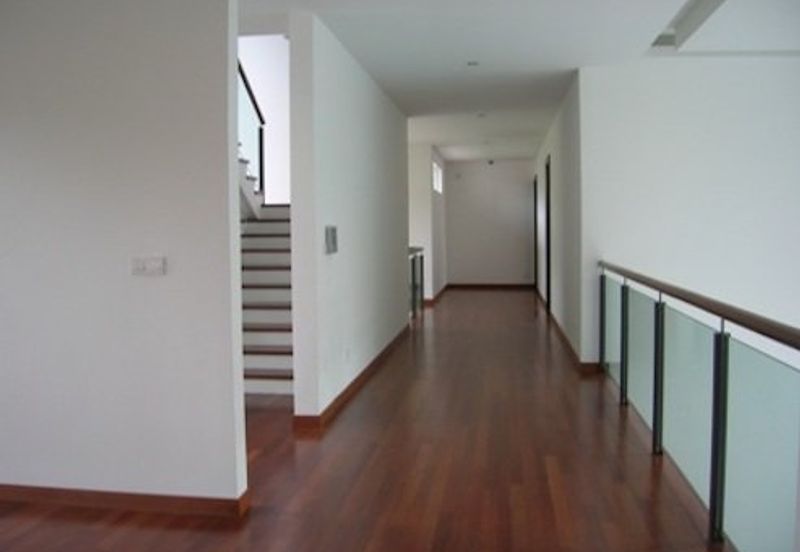 Kenny Hills - Large house, pool and garden