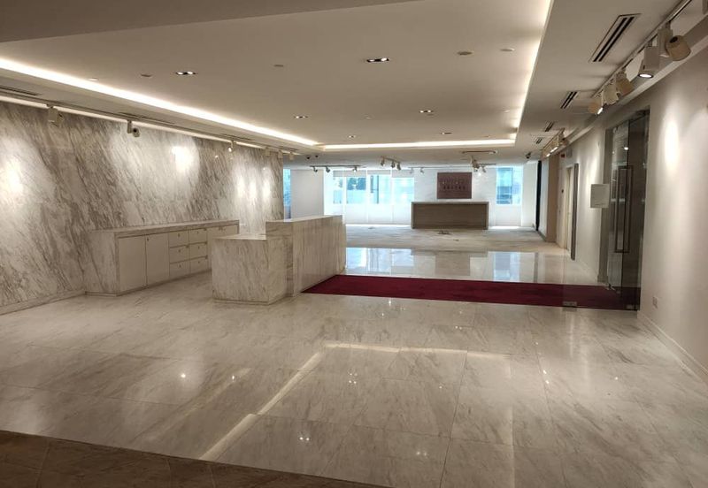 Pavilion Tower - walk to MRT