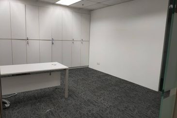 Pavilion Tower - walk to MRT