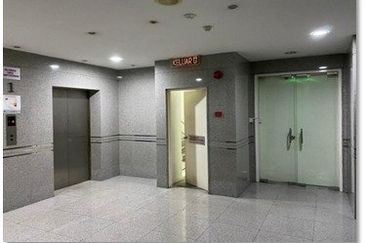 Bangsar-walk to LRT, shops (6000sf) [furnished]