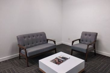 Bangsar-walk to LRT, shops (3000sf) [furnished]