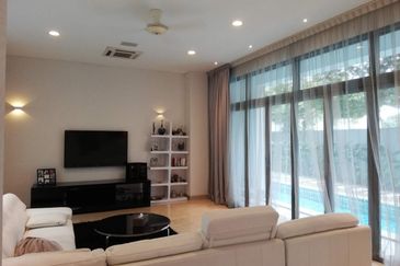The Residence Mont Kiara-furnished, good condition