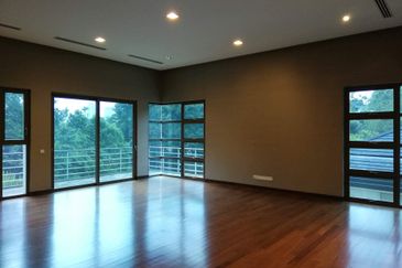 Kenny Hills - Luxury Twin Bungalow (27000sf land)