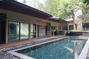 Kenny Hills - Luxury Twin Bungalow (27000sf land)