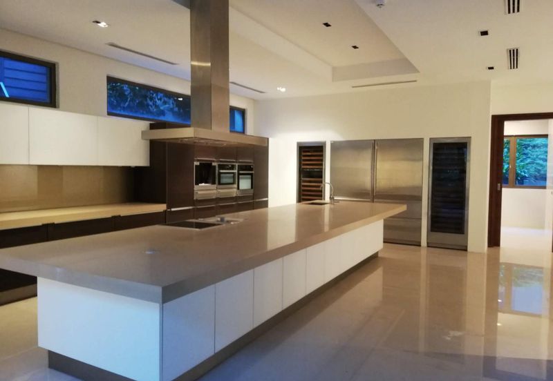 Kenny Hills - Luxury Twin Bungalow (27000sf land)