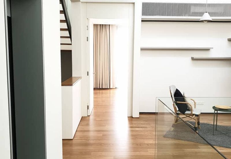 Edge of U-Thant - Gated, furnished