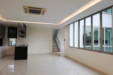 Seputeh Point - guarded, 2 master suite, greenery