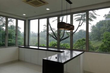 Seputeh Point - guarded, 2 master suite, greenery
