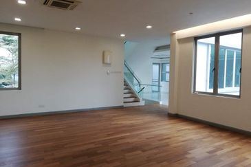 Seputeh Point - guarded, 2 master suite, greenery