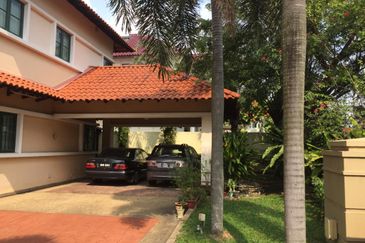 Tropicana Golf & Country Resort