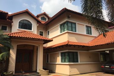 Tropicana Golf & Country Resort