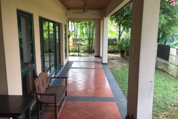 Tropicana Golf & Country Resort