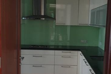 Sri Bukit Persekutuan