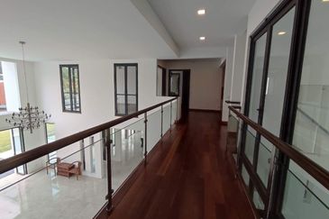 DH - newly refurbished, 7 rooms, KLCC view