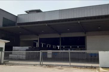 North Port- (2.17ac, 55K sf) with loading bays