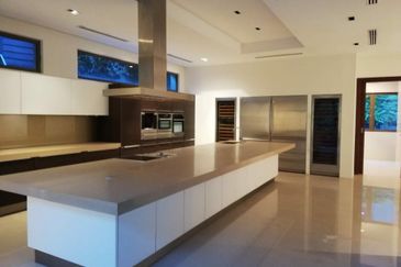 Kenny Hills- Luxury Twin Bungalow (27000sf land)