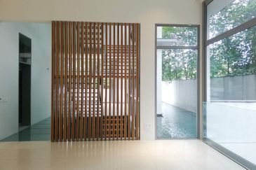 Edge of Uthant- gated, next to ISKL (private pool)