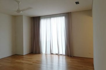 Edge of Uthant- gated, next to ISKL (private pool)