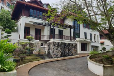 Sri Bukit Persekutuan