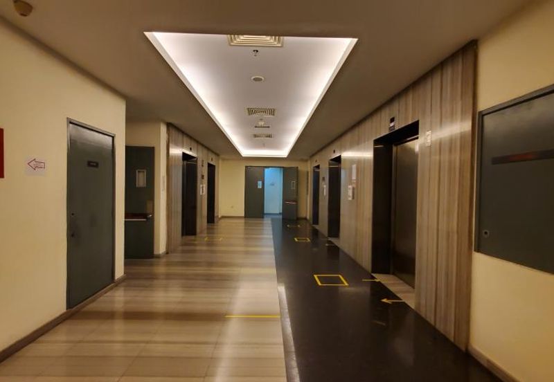 Office Tower (156Ksf, 6 storeys, 280 carpark)