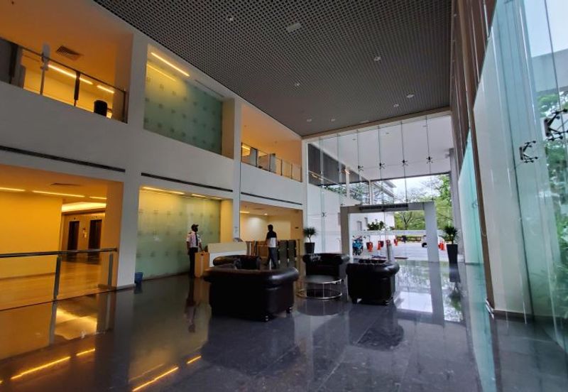 Office Tower (156Ksf, 6 storeys, 280 carpark)