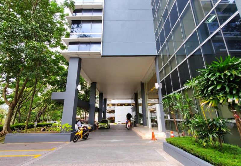 Office Tower (198Ksf, 11 storeys, 350 carpark)