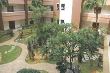 Cyberjaya - Enbloc building (203Ksf, 350 carparks) 