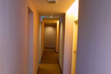 Melaka Hotel (35 rooms with lift) 