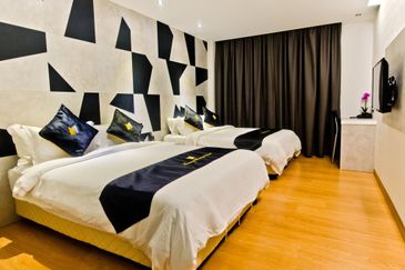 Melaka Hotel (48 rooms with lift) 