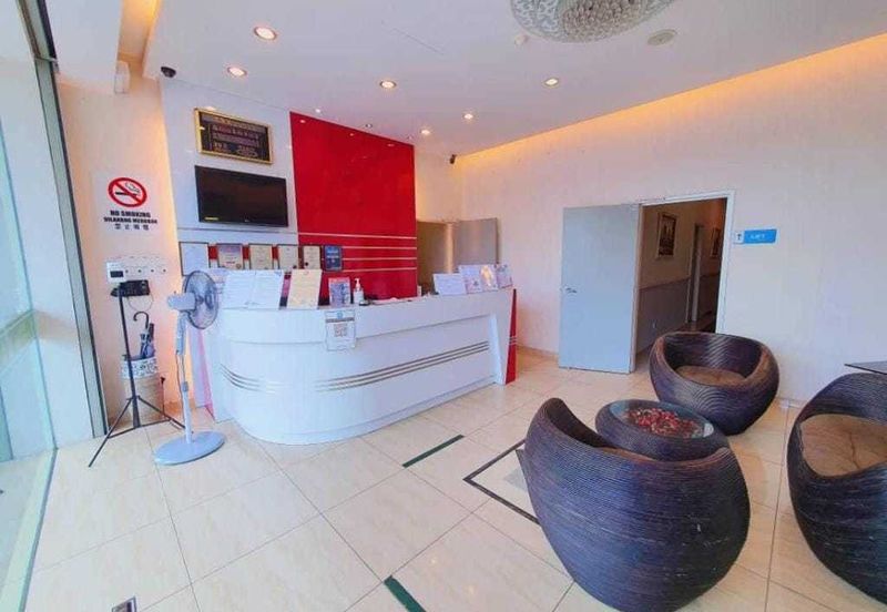 Melaka Hotel (36 rooms with lift) Tenanted