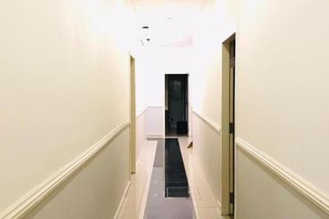 Melaka Hotel (36 rooms with lift) Tenanted