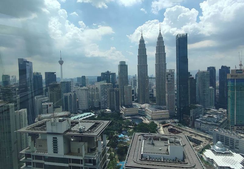 NAZA - Sky dining, showroom, gallery (KLCC, TRX, Merdeka 118, Golf course view)