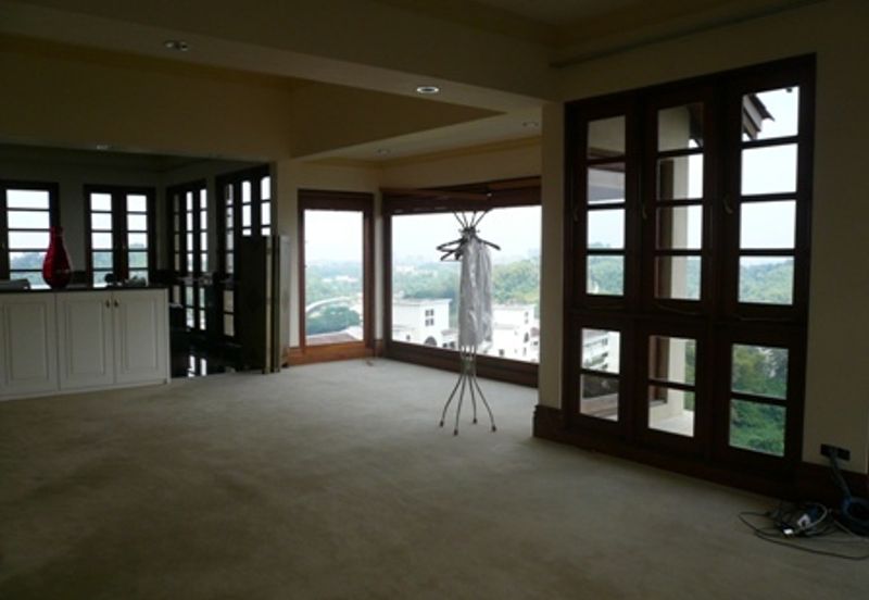 Bangsar Hill - guarded, hilltop, infinity pool, fantastic view