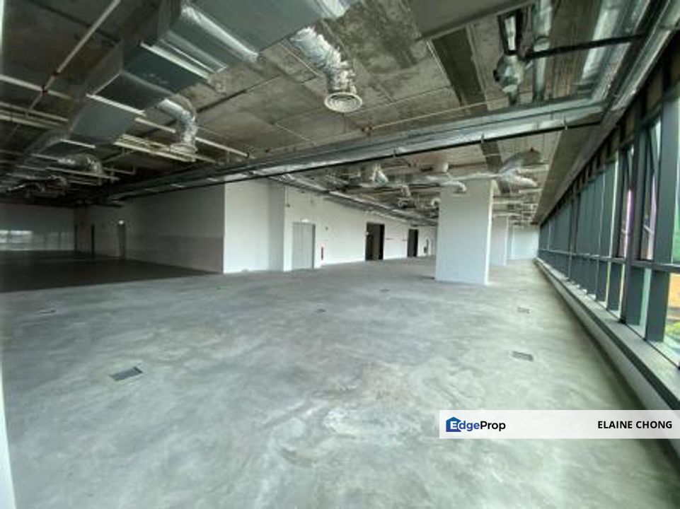 30 feet ceiling (restaurant, live band), Kuala Lumpur, KLCC