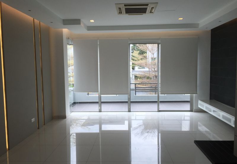 Seputeh Point - guarded, greenery 