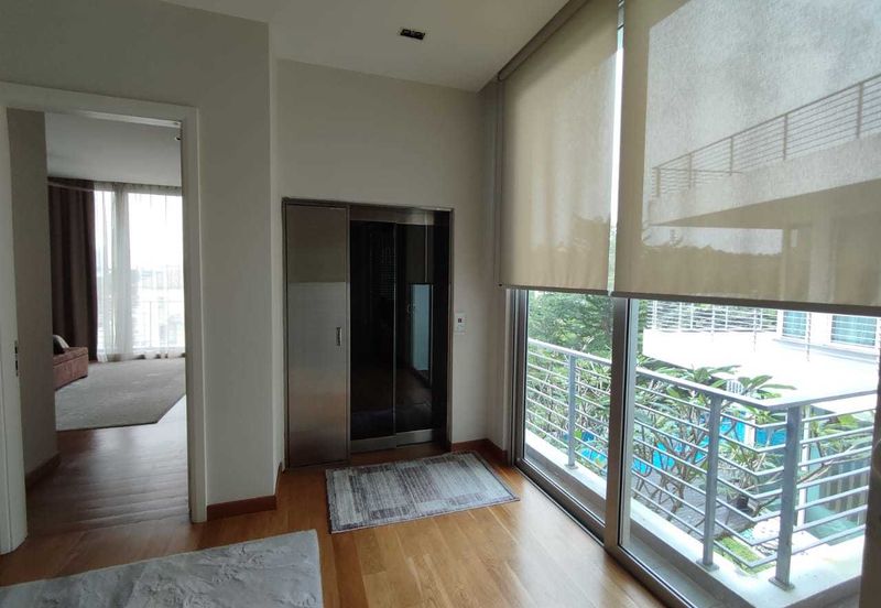 Pantai - Guarded, lift, 7 carpark, nice view