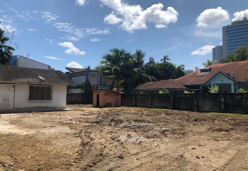 Good Buy! Gurney - KLCC view, flat land (15000sf @ RM490psf)