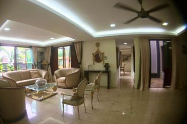 The Ara Bangsar-gated, lift,KLCC view (big garden)