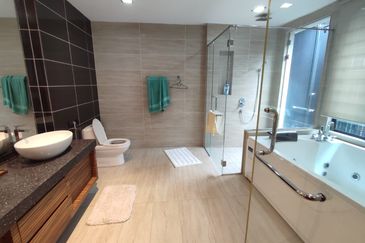 Tropicana Golf & Country Resort