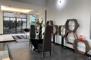 PJ - Modern (Home/Office)