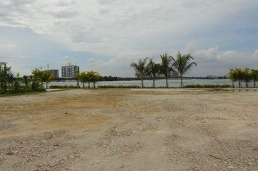 D'Island (Gated) - (N/S) Good fengshui, numerology