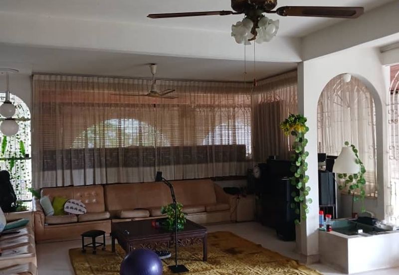 Ampang Jaya - 6 rooms, KLCC view, nice garden