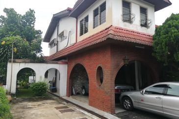 Ampang Jaya - 6 rooms, KLCC view, nice garden