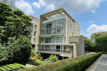 One Menerung (Gated, Next to BSC mall)