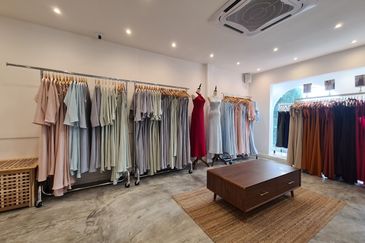 Bangsar - Jalan Maarof (high visibility)  