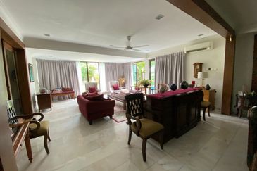 Damansara Heights - elevated home, nice breeze