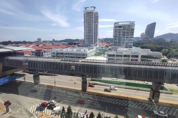 [MRT, Mall] Tropicana Gardens Office Tower