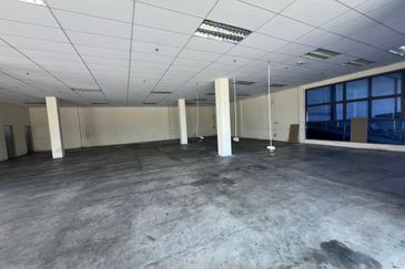 North Port- (2ac, 55K sf) with loading bays