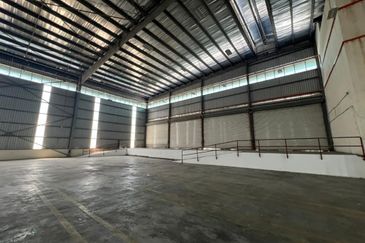 North Port- (2ac, 55K sf) with loading bays