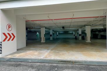 Temasya Glenmarie (Commercial)